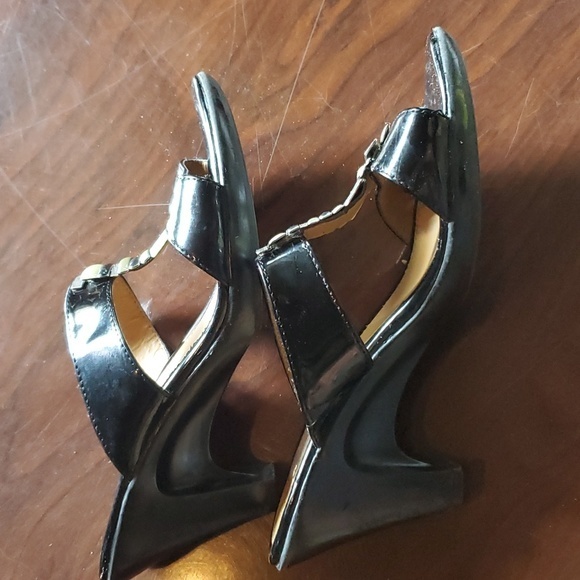 Croft and Barrow  heels. - Picture 3 of 6